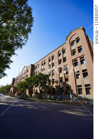 國立臺灣大學(台湾・台北市大安区) 國立臺灣大學(台湾・台北市大安区) 119880857