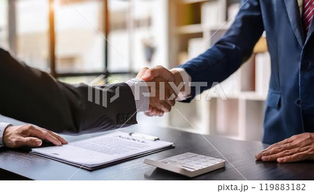 商談成立のサイン 商談成立のサイン 119883182