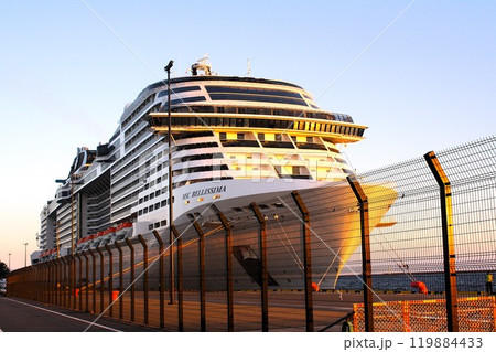 クルーズ船ベリッシマ号 119884433
