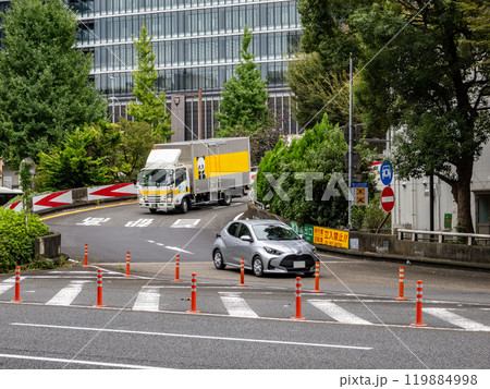 首都高速出口　進入禁止・立入禁止の注意喚起 119884998
