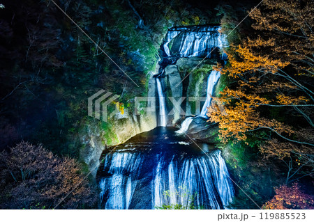 茨城 袋田の滝　秋の紅葉ライトアップ 119885523