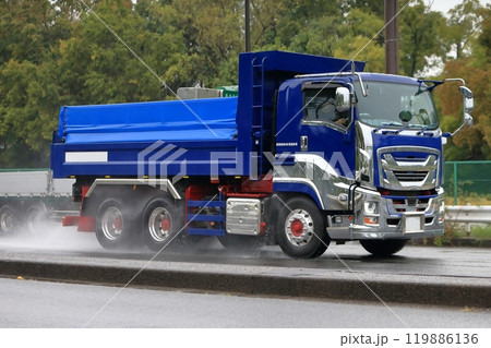 ダンプトラック 119886136
