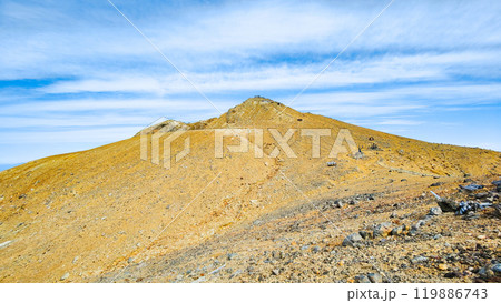 秋の御嶽山登山：王滝頂上～剣ヶ峰（八丁ダルミ） 119886743