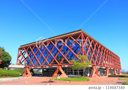 愛知県常滑市、常滑市体育館の風景 119887380