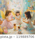 子供部屋でごっこ遊びをする子ども天使たち 119889706