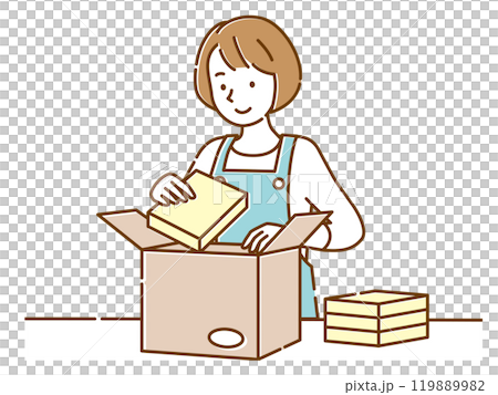 一位穿著圍裙的年輕女子將產品裝入紙箱 119889982