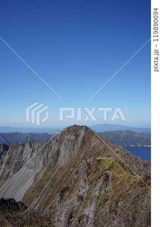 晩秋の摩周湖外輪山 晩秋の摩周湖外輪山 119890094
