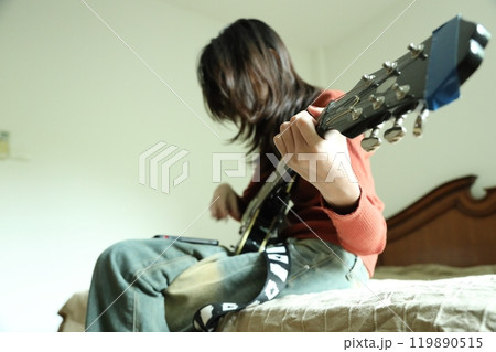 With Electric Guitar With Electric Guitar 119890515