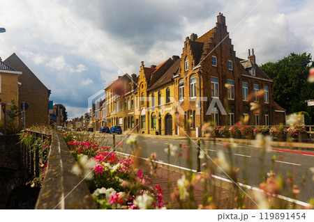 Summer street of old Belgian city of Diksmuide 119891454