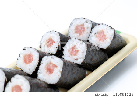鉄火巻、まぐろ、巻きずし、寿司、和食、海苔、のり、ご飯、日本、日本料理、食べ物、巻き寿司、マグロ、鮪 119891523