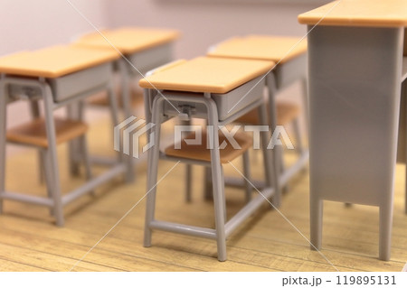 学校の机と椅子 イメージ 学校の机と椅子 イメージ 119895131