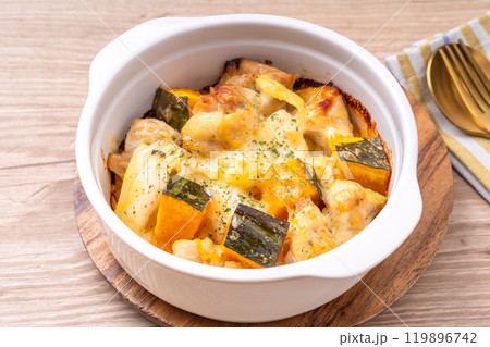 鶏肉とカボチャのチーズ焼き 119896742