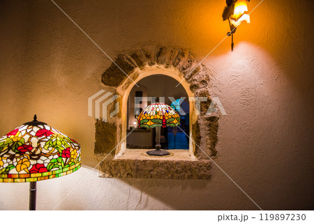 那須ステンドグラス美術館 内部 ステンドグラス卓上ランプ 那須ステンドグラス美術館 内部 ステンドグラス卓上ランプ 119897230