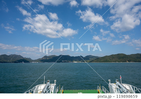 日本の広島県竹原市の大久野島の悲しくも美しい風景 日本の広島県竹原市の大久野島の悲しくも美しい風景 119898659