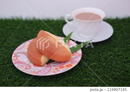 Kue Pukis or pukis cake made from flour eggs yeast and coconut milk. 119907195