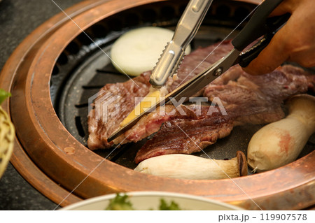 Korean barbecue. Korean beef sirloin Korean barbecue. Korean beef sirloin 119907578