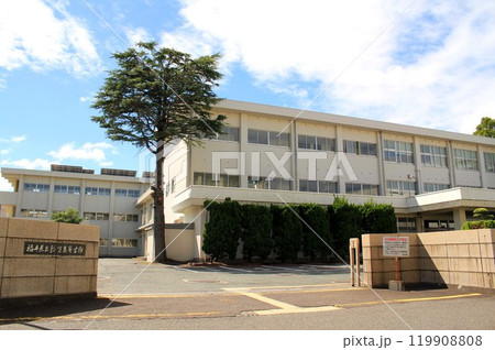 福井県立敦賀高等学校 福井県立敦賀高等学校 119908808