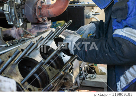 Repair of a diesel generator converted to gas. 119909193