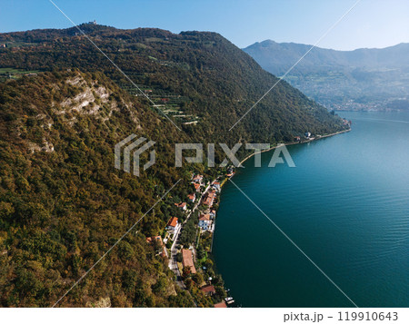 Aerial view of a scenic 119910643