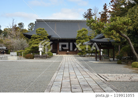 廣隆寺　上宮王院太子殿へと続く参道(京都市右京区) 119911055