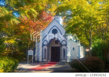 秋の軽井沢 旧軽井沢礼拝堂 秋の軽井沢 旧軽井沢礼拝堂 119914232