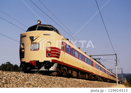 1997年北陸本線細呂木駅付近の485系加越 119914313