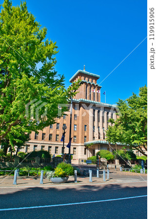 横浜みなとみらい  神奈川県庁　キングの塔の風景 119915906