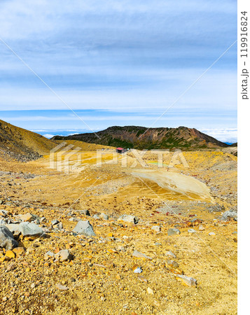 秋の御嶽山登山（剣ヶ峰～二ノ池山荘） 119916824