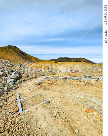 秋の御嶽山登山（剣ヶ峰～二ノ池山荘） 119916833