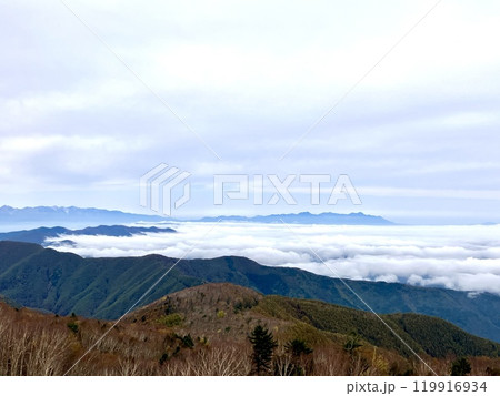 秋の雲海の情景_美ヶ原高原 秋の雲海の情景_美ヶ原高原 119916934