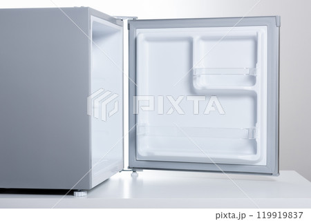 Mini bar refrigerator 119919837