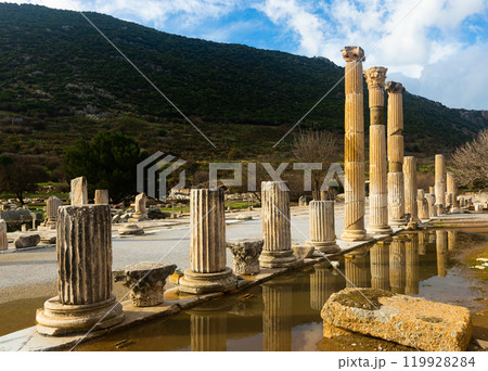 Ruins of the ancient city of Ephesus, located on the territory of Turkey Ruins of the ancient city of Ephesus, located on the territory of Turkey 119928284
