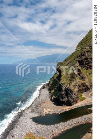 Cliffs and Atlantic ocean, Ribeira da Janela, Madeira 119929884