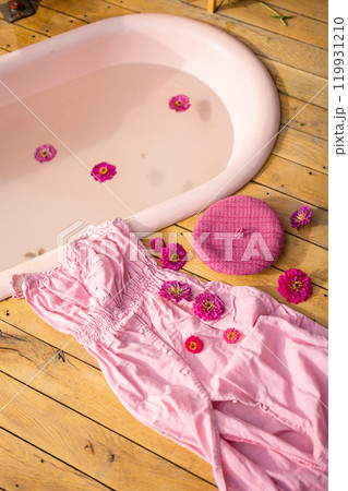 Pink Bath and Floral Details Pink Bath and Floral Details 119931210
