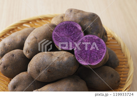 山盛りにしたシャドークイーン 山盛りにしたシャドークイーン 119933724