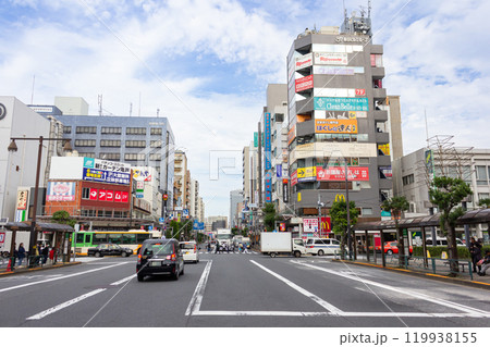 亀戸駅前の都市風景 亀戸駅前の都市風景 119938155