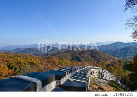 世界遺産/南漢山城　東の城郭から見た山並み【韓国/京畿道】 119938210