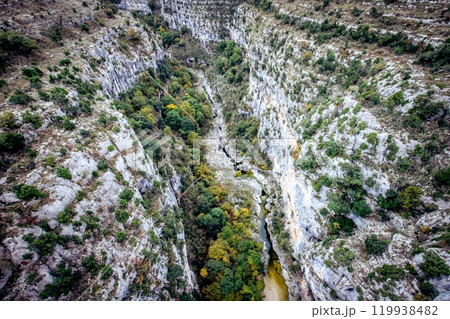 Great canyon of the Verdon, Provence, France 119938482