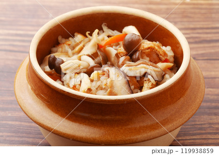 きのこの炊き込みご飯 119938859