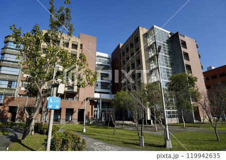 國立台灣大学・積学館（台湾・台北市大安区） 119942635