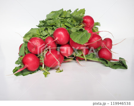 radish vegetables food 119946538