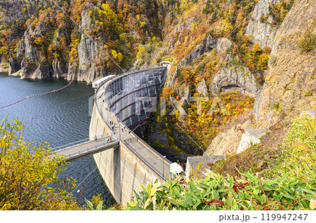 北海道 定山渓 豊平峡ダムの紅葉(展望デッキからの眺め) 北海道 定山渓 豊平峡ダムの紅葉(展望デッキからの眺め) 119947247