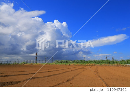 青空と白い雲 青空と白い雲 119947362