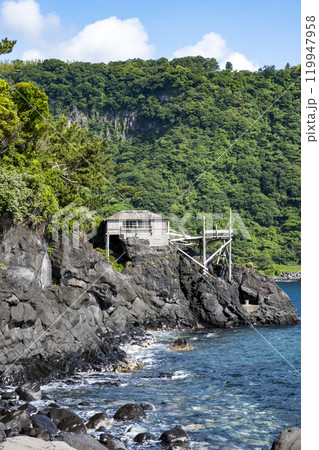 富戸の魚見小屋　静岡県伊東市 119947958