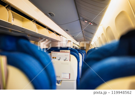 飛行機・旅行・出発 イメージ 飛行機・旅行・出発 イメージ 119948562