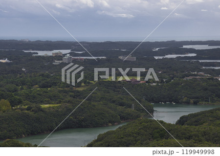 横山展望台から見る雄大な英虞湾の眺め 三重県志摩市 横山展望台から見る雄大な英虞湾の眺め 三重県志摩市 119949998