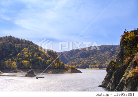 北海道 定山渓 豊平峡の紅葉 北海道 定山渓 豊平峡の紅葉 119958881