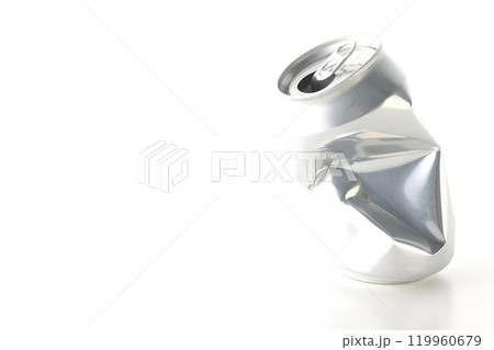 空き缶を白背景で撮影 空き缶を白背景で撮影 119960679