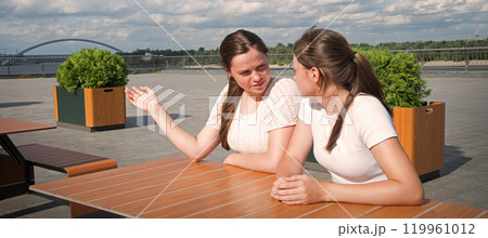 Girls look at people with disapproval Girls look at people with disapproval 119961012