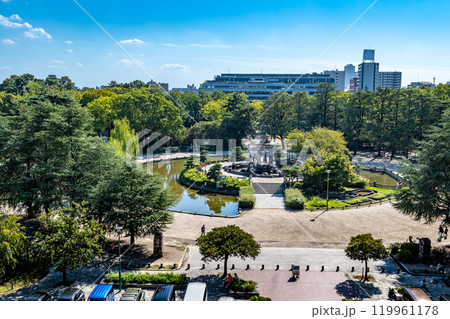 愛知県名古屋市にある鶴舞公園と名古屋の都市風景, 119961178